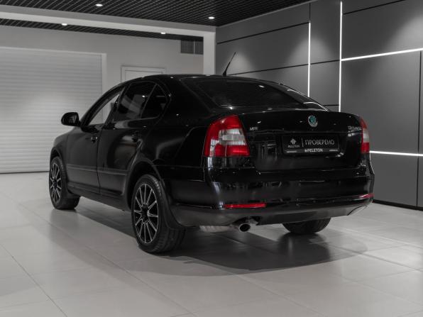 Skoda Octavia II (A5) Рестайлинг с пробегом 2012 года, цена 570 000 рублей, 202043 км, лифтбек, Автокод Объявления