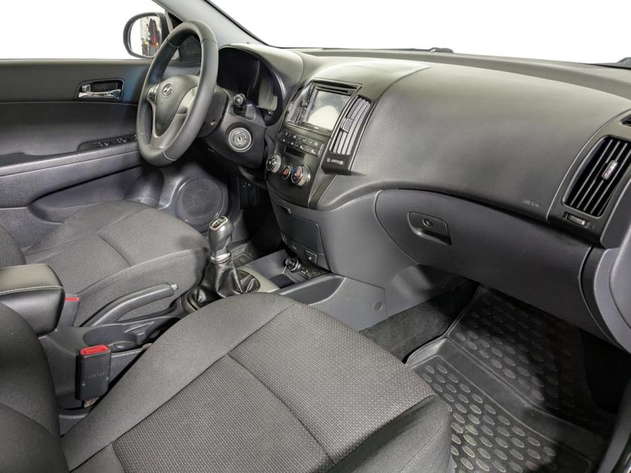 Hyundai i30 I Рестайлинг Екатеринбург  - изображение 13