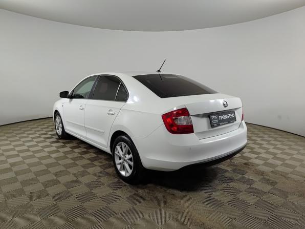 Skoda Rapid I с пробегом 2015 года, цена 1 050 000 рублей, 137308 км, лифтбек, Автокод Объявления