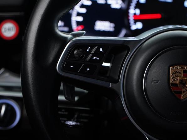 Porsche Panamera II с пробегом 2018 года, цена 7 649 977 рублей, 61900 км, лифтбек, Автокод Объявления