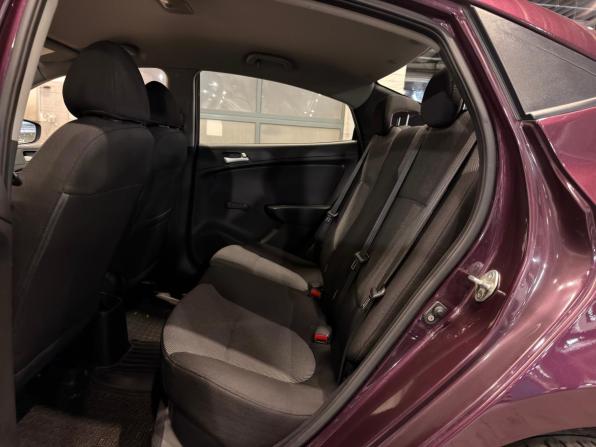 Hyundai Solaris I с пробегом 2012 года, цена 679 000 рублей, 197553 км, седан, Автокод Объявления