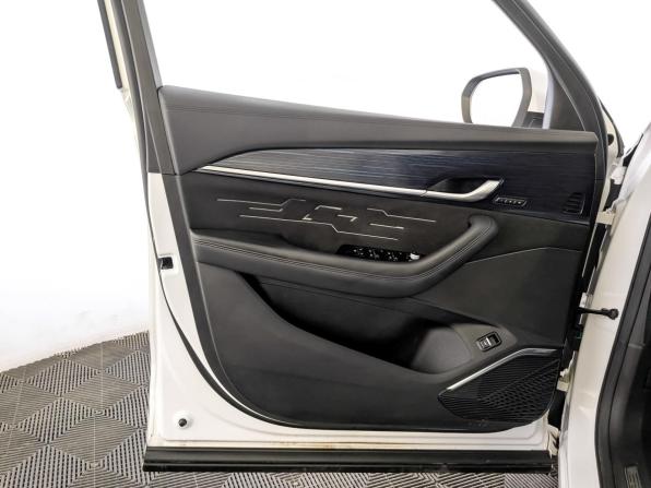 Geely Monjaro I с пробегом 2024 года, цена 3 600 000 рублей, 24510 км, внедорожник, Автокод Объявления