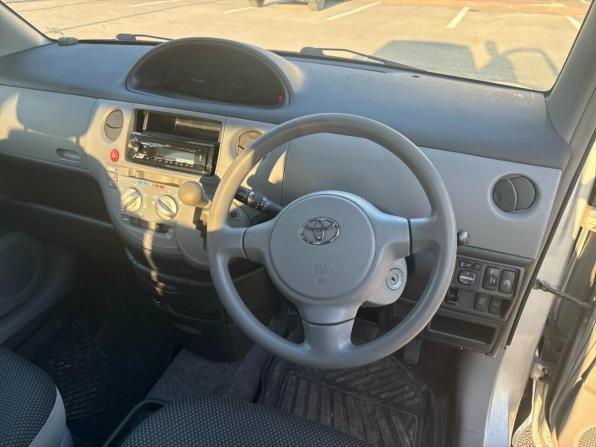 Toyota Sienta I с пробегом 2005 года, цена 555 000 рублей, 260167 км, минивэн, Автокод Объявления
