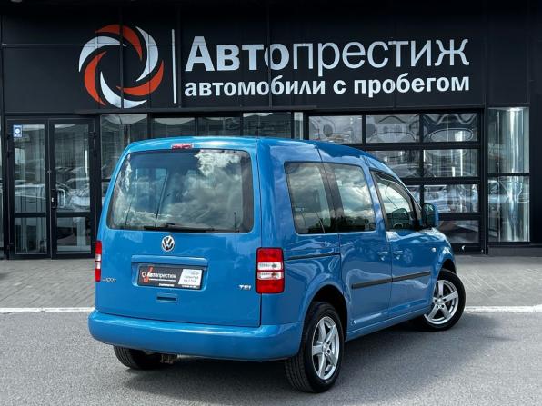 Volkswagen Caddy III Рестайлинг с пробегом 2011 года, цена 899 999 рублей, 234775 км, компактвэн, Автокод Объявления