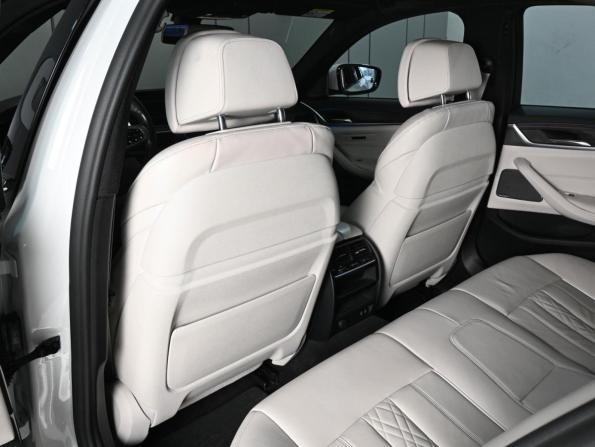 BMW 5 серии VII (G30/G31/G38) с пробегом 2019 года, цена 4 379 000 рублей, 180201 км, седан, Автокод Объявления