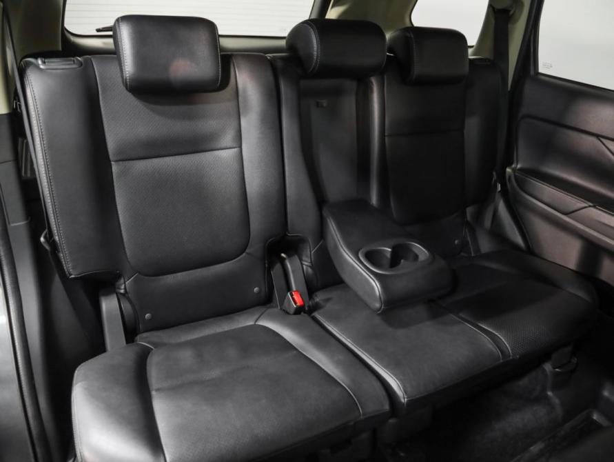 Mitsubishi Outlander III Рестайлинг 3 Санкт-Петербург  - изображение 25