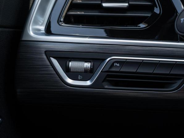 Geely Tugella I Рестайлинг с пробегом 2023 года, цена 2 400 000 рублей, 76136 км, внедорожник, Автокод Объявления