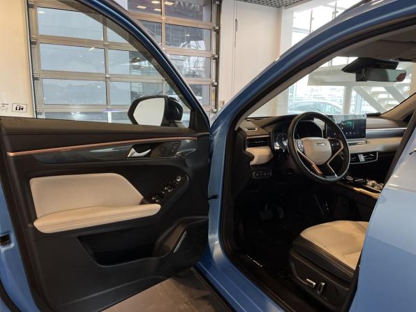 Haval Jolion I Рестайлинг с пробегом 2024 года, цена 2 425 000 рублей, 4265 км, внедорожник, Автокод Объявления