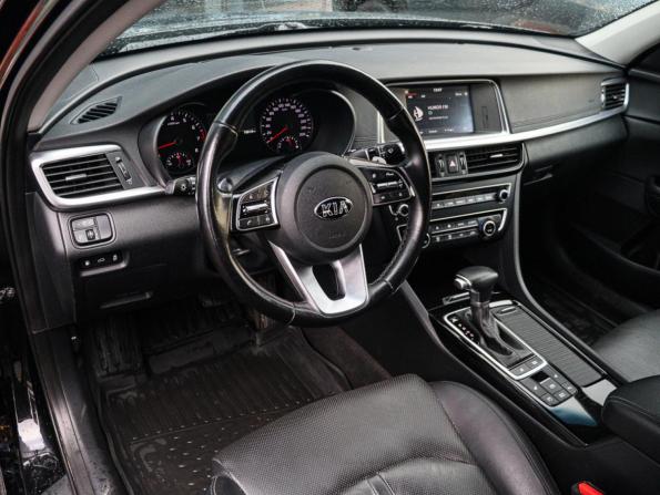 Kia Optima IV Рестайлинг с пробегом 2018 года, цена 2 020 000 рублей, 79919 км, седан, Автокод Объявления