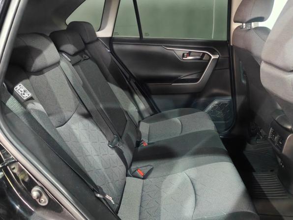 Toyota RAV4 V (XA50) с пробегом 2021 года, цена 3 178 000 рублей, 64384 км, внедорожник, Автокод Объявления