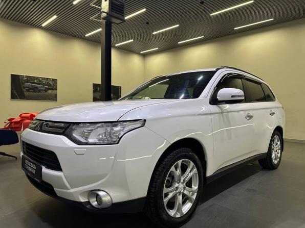 Mitsubishi Outlander III с пробегом 2012 года, цена 1 449 000 рублей, 281888 км, внедорожник, Автокод Объявления