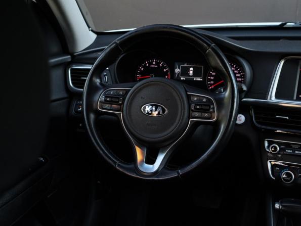 Kia Optima IV с пробегом 2018 года, цена 2 190 000 рублей, 81233 км, седан, Автокод Объявления