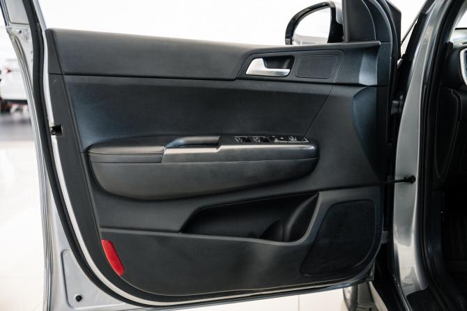 Kia Sportage IV Рестайлинг с пробегом 2019 года, цена 2 130 000 рублей, 115312 км, внедорожник, Автокод Объявления