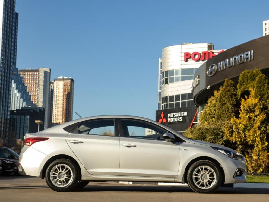 Hyundai Solaris II Москва  - изображение 3