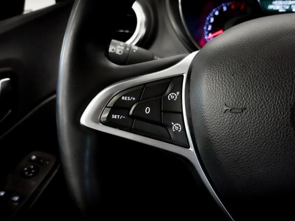 Renault Kaptur I Рестайлинг с пробегом 2021 года, цена 1 489 000 рублей, 85265 км, внедорожник, Автокод Объявления
