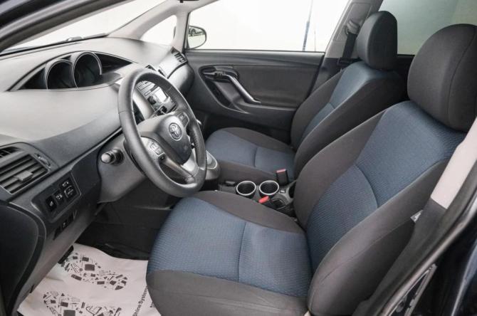 Toyota Verso I Рестайлинг с пробегом 2013 года, цена 1 299 000 рублей, 237091 км, компактвэн, Автокод Объявления