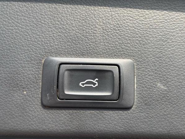 Audi A6 allroad III (C7) с пробегом 2014 года, цена 2 350 000 рублей, 208000 км, универсал, Автокод Объявления