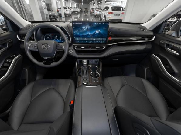 Toyota Highlander IV (XU70) с пробегом 2025 года, цена 5 320 000 рублей, 15 км, внедорожник, Автокод Объявления