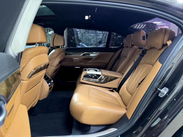 BMW 7 серии VI (G11/G12) с пробегом 2016 года, цена 3 450 000 рублей, 95537 км, седан, Автокод Объявления