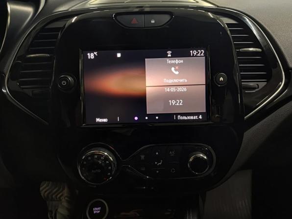 Renault Kaptur I Рестайлинг с пробегом 2021 года, цена 1 849 000 рублей, 34627 км, внедорожник, Автокод Объявления