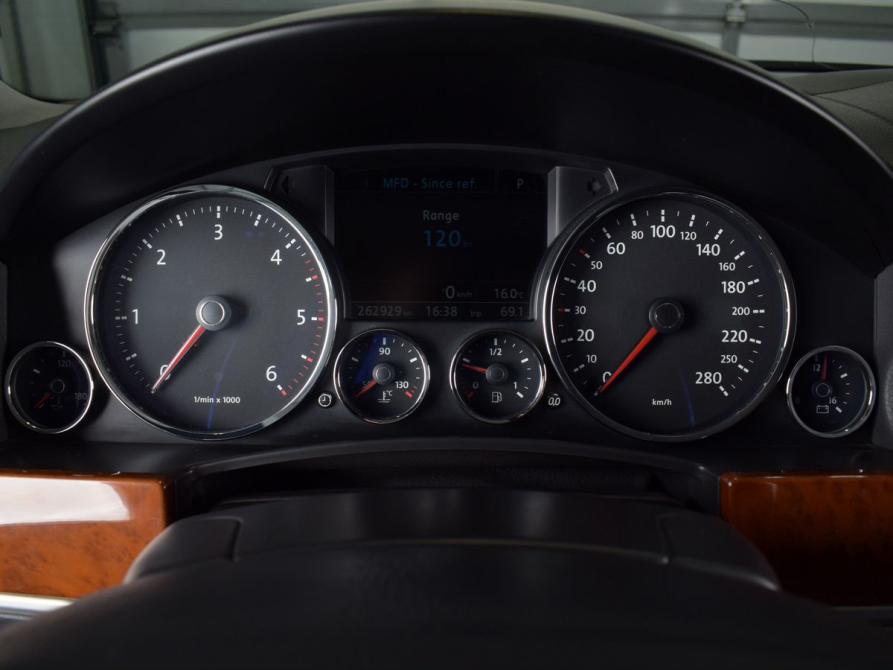Volkswagen Touareg I Рестайлинг Кемерово  - изображение 11