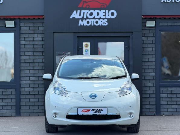 Nissan Leaf I (ZE0/AZE0) с пробегом 2012 года, цена 620 000 рублей, 79006 км, хэтчбек, Автокод Объявления
