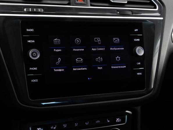 Volkswagen Tiguan II с пробегом 2018 года, цена 2 099 000 рублей, 223643 км, внедорожник, Автокод Объявления