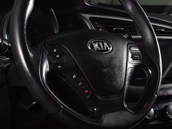 Kia Ceed II Рестайлинг с пробегом 2016 года, цена 1 099 995 рублей, 167399 км, универсал, Автокод Объявления