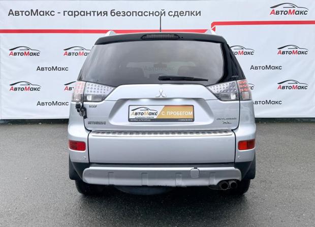 Mitsubishi Outlander II с пробегом 2007 года, цена 1 080 000 рублей, 301900 км, внедорожник, Автокод Объявления