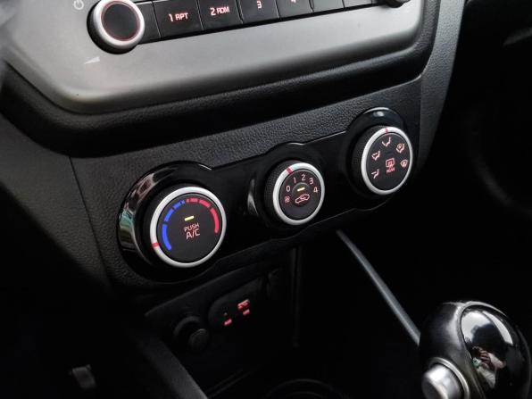 Kia Rio III Рестайлинг с пробегом 2016 года, цена 1 050 000 рублей, 147000 км, седан, Автокод Объявления