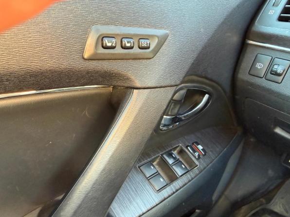 Toyota Avensis III с пробегом 2009 года, цена 940 000 рублей, 252566 км, седан, Автокод Объявления
