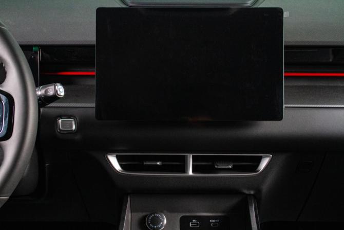 JETOUR DASHING I с пробегом 2024 года, цена 3 329 000 рублей, 4550 км, внедорожник, Автокод Объявления