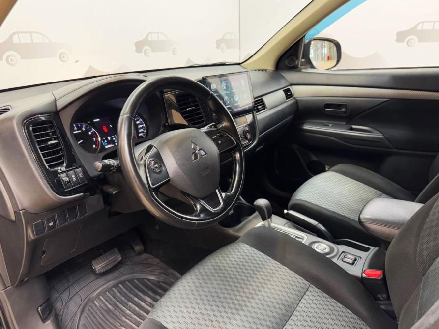 Mitsubishi Outlander III Рестайлинг 2 Ставрополь  - изображение 13
