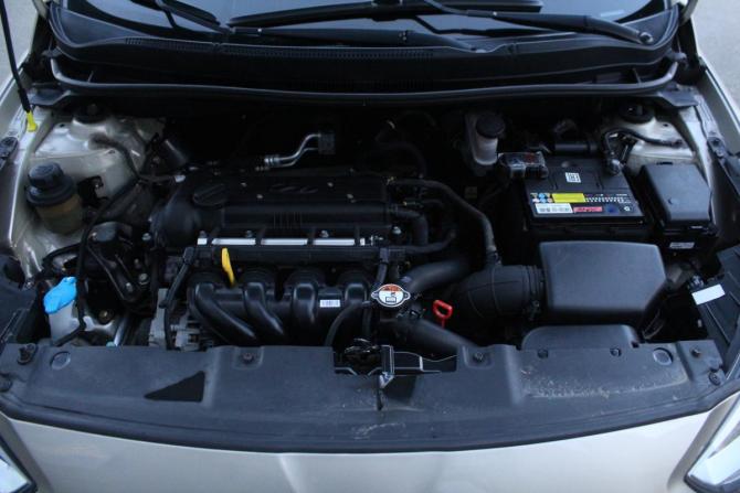 Hyundai Solaris I с пробегом 2014 года, цена 845 000 рублей, 215576 км, седан, Автокод Объявления