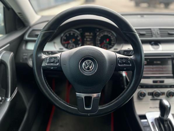 Volkswagen Passat B7 с пробегом 2012 года, цена 1 090 000 рублей, 245050 км, универсал, Автокод Объявления