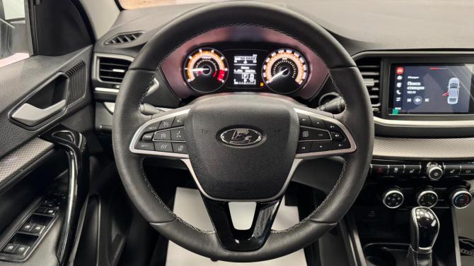 Lada (ВАЗ) Vesta I Рестайлинг (NG) с пробегом 2024 года, цена 1 419 000 рублей, 25609 км, седан, Автокод Объявления