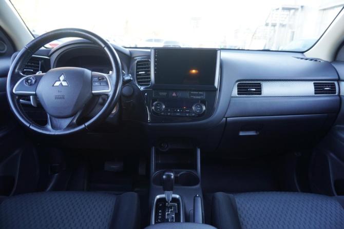 Mitsubishi Outlander III Рестайлинг с пробегом 2014 года, цена 1 350 000 рублей, 206987 км, внедорожник, Автокод Объявления