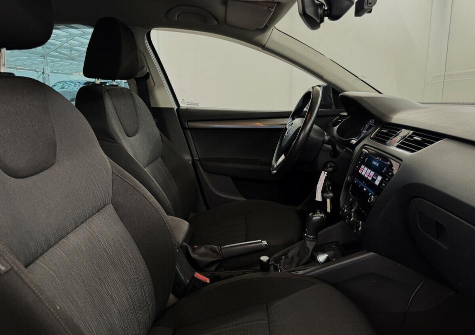 Skoda Octavia III (A7) Рестайлинг Москва  - изображение 11