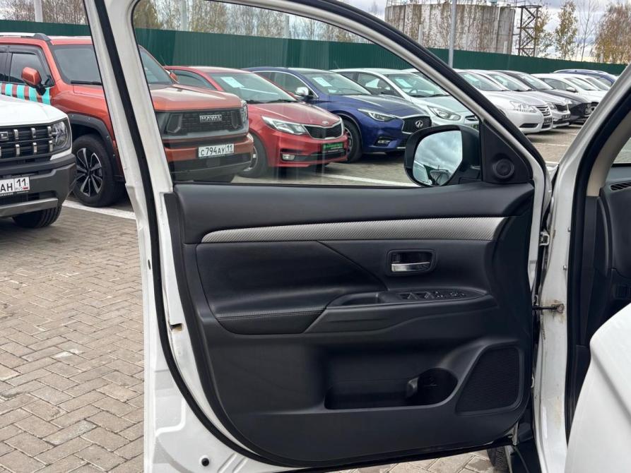 Mitsubishi Outlander III Сыктывкар  - изображение 15