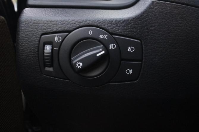 BMW X1 I (E84) с пробегом 2011 года, цена 1 050 000 рублей, 283008 км, внедорожник, Автокод Объявления