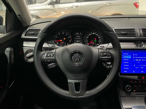 Volkswagen Passat B7 с пробегом 2011 года, цена 1 030 000 рублей, 218448 км, универсал, Автокод Объявления