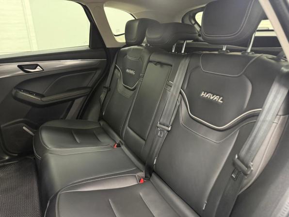 Haval Jolion I с пробегом 2023 года, цена 1 590 000 рублей, 97500 км, внедорожник, Автокод Объявления