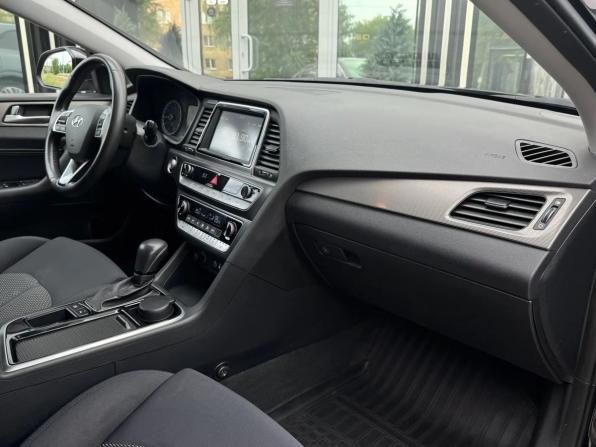 Hyundai Sonata VII (LF) Рестайлинг с пробегом 2018 года, цена 1 899 000 рублей, 115200 км, седан, Автокод Объявления