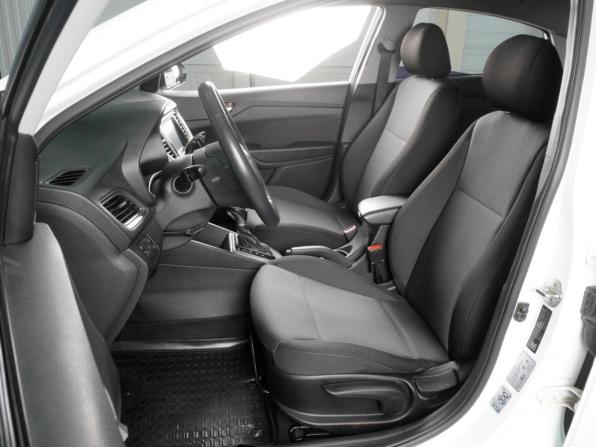 Hyundai Solaris II с пробегом 2019 года, цена 1 299 000 рублей, 174064 км, седан, Автокод Объявления