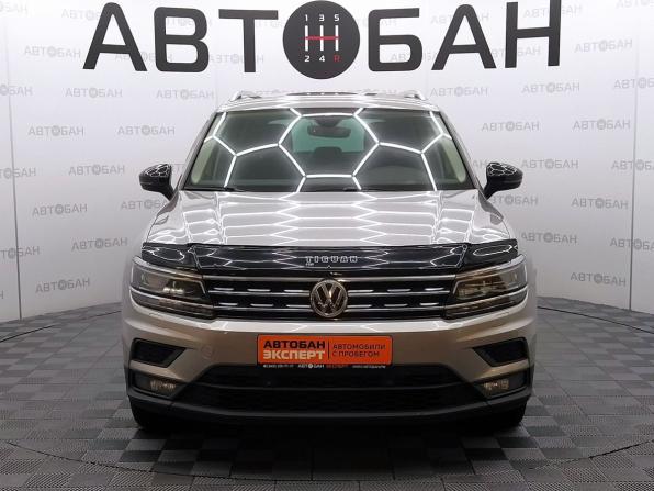 Volkswagen Tiguan II с пробегом 2019 года, цена 2 512 000 рублей, 98494 км, внедорожник, Автокод Объявления