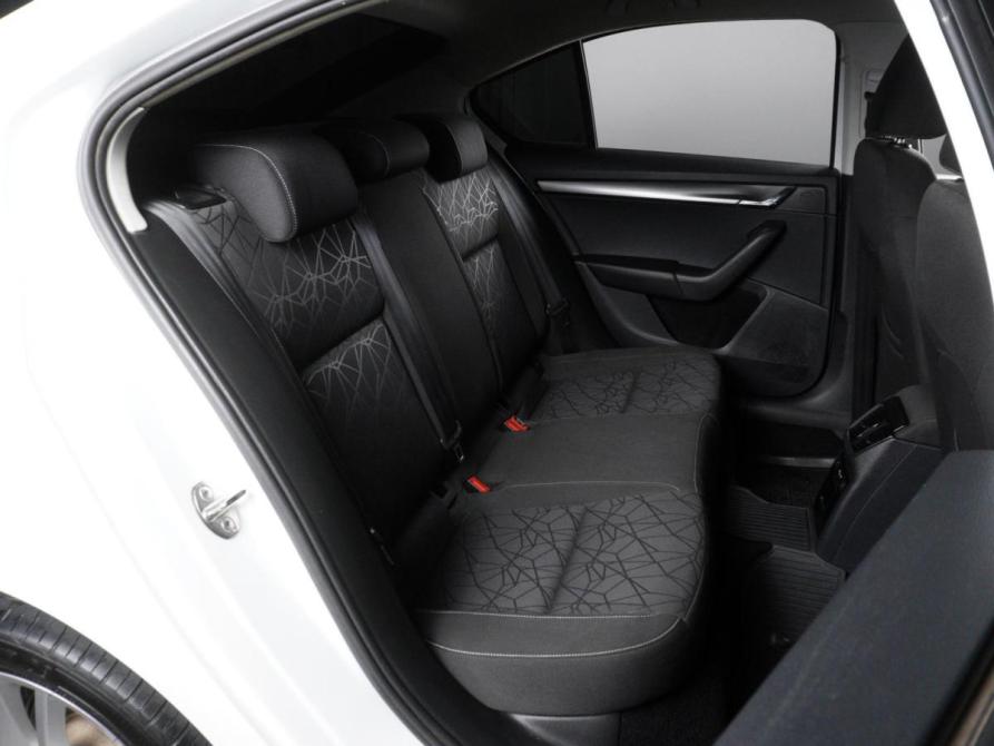 Skoda Octavia III (A7) Рестайлинг Минеральные Воды  - изображение 7