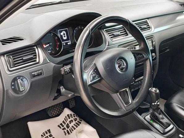Skoda Rapid I с пробегом 2015 года, цена 920 000 рублей, 137606 км, лифтбек, Автокод Объявления