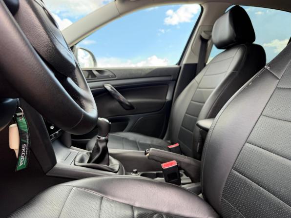 Skoda Octavia II (A5) Рестайлинг с пробегом 2010 года, цена 740 000 рублей, 242100 км, лифтбек, Автокод Объявления