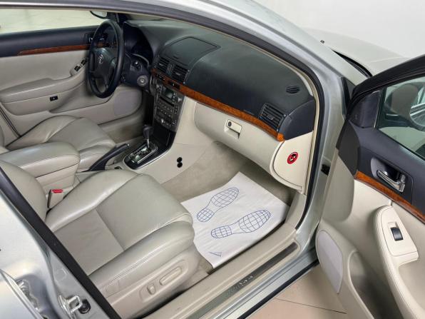Toyota Avensis II Рестайлинг с пробегом 2008 года, цена 854 000 рублей, 284904 км, седан, Автокод Объявления