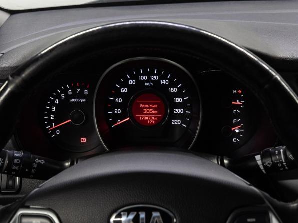 Kia Rio III Рестайлинг с пробегом 2016 года, цена 899 000 рублей, 170471 км, седан, Автокод Объявления
